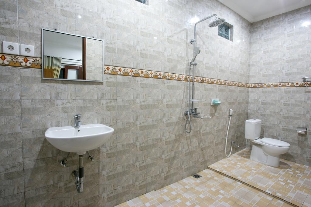فندق دار ضيافة ويجايا تْشانغو المظهر الخارجي الصورة